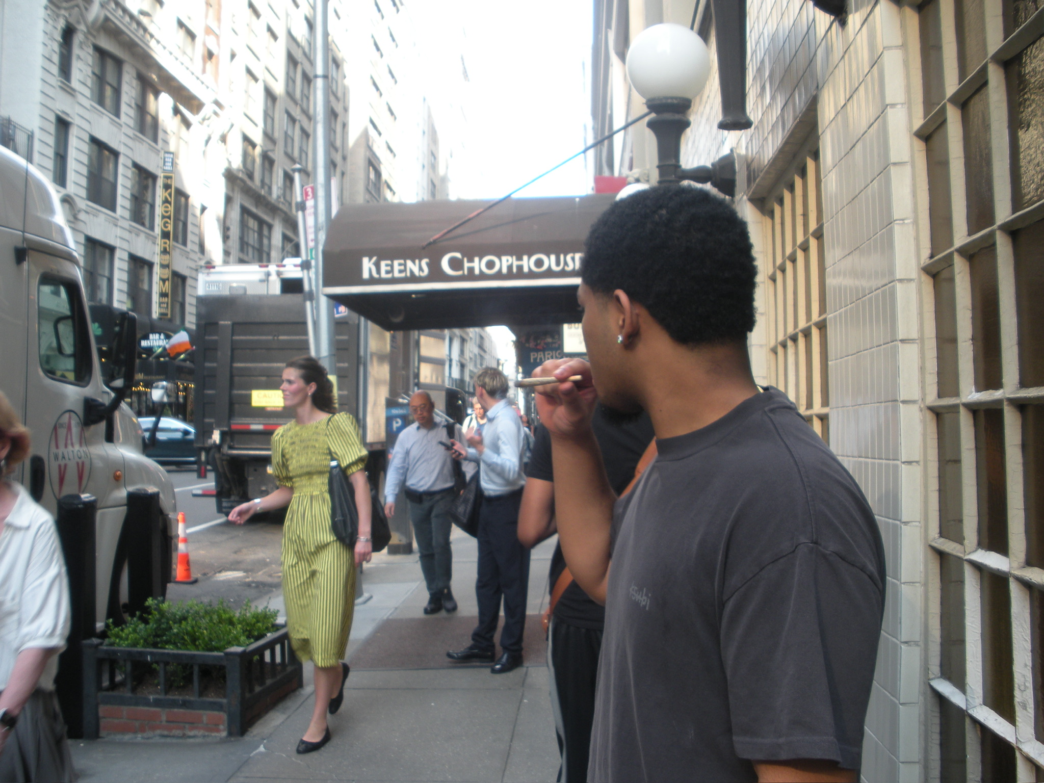 NYC people SUMMER 25 photo